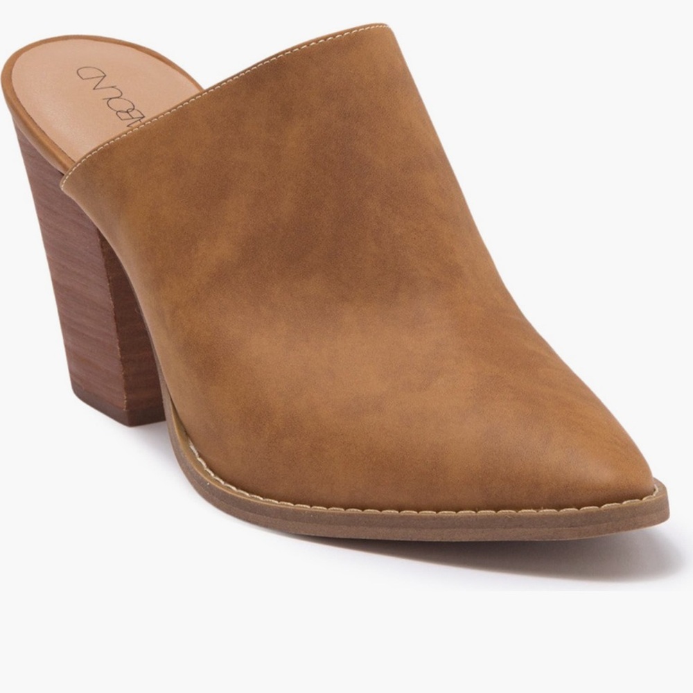 Abound mules size 6